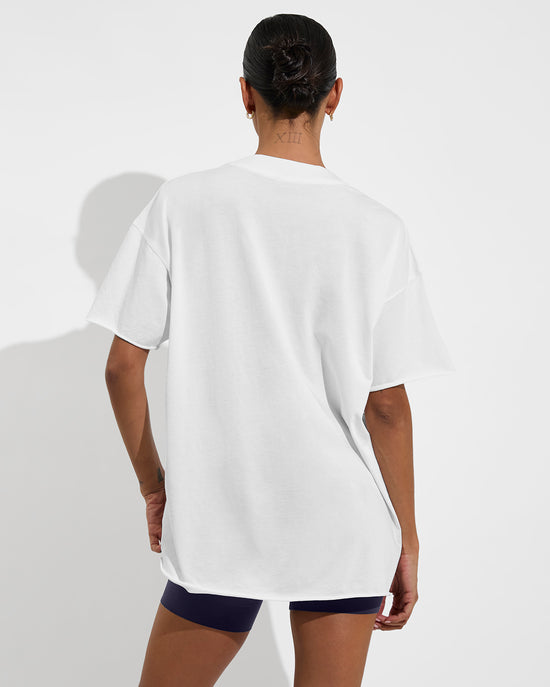 Swell Oversized Tee - Coconut (Size S/M) + Super Moves Short 5" - Sprint (Size S)
