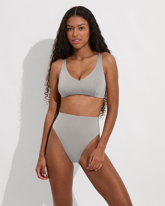 Sunday Top D+ (32DDD, Size S) + Hi Hi Bottom - Beach (Size S)