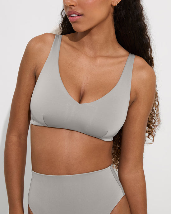 Sunday Top D+ (32DDD, Size S) + Hi Hi Bottom - Beach (Size S)