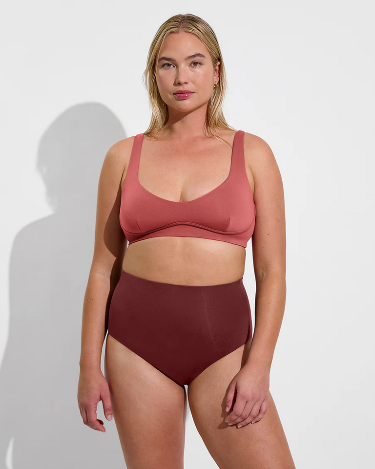 Woman in Club Top D in Camp Paired with Hi Tide Bottom in Jam