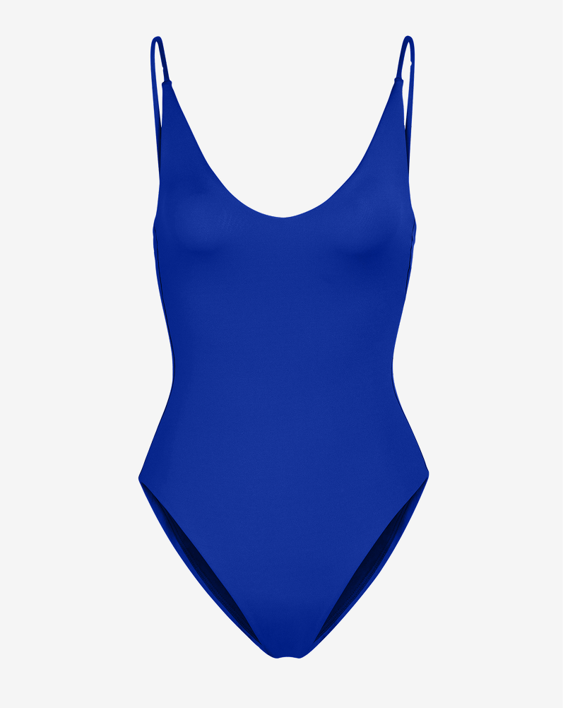 Sunday Suit in First Place