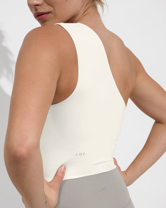 Form Tank - Holiday + Super Moves Short 5" - Beach (Size S)