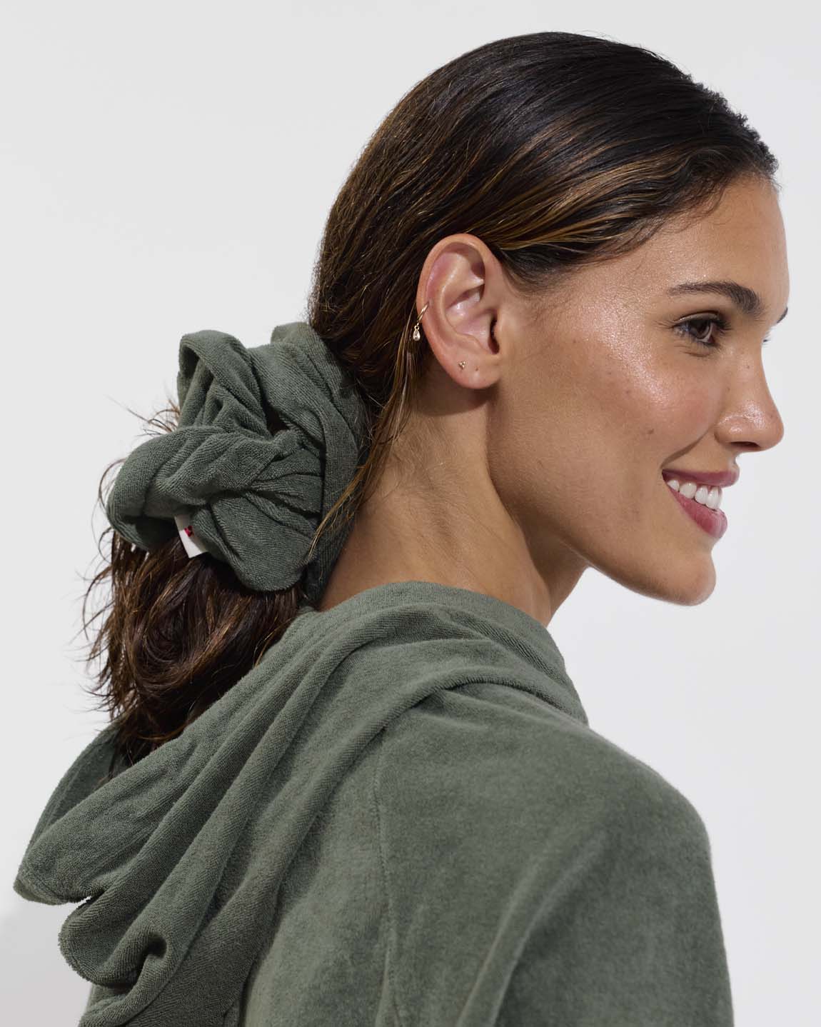 Towel To Go Hoodie (Size S/M) + Towel To Go Scrunchie - Agave