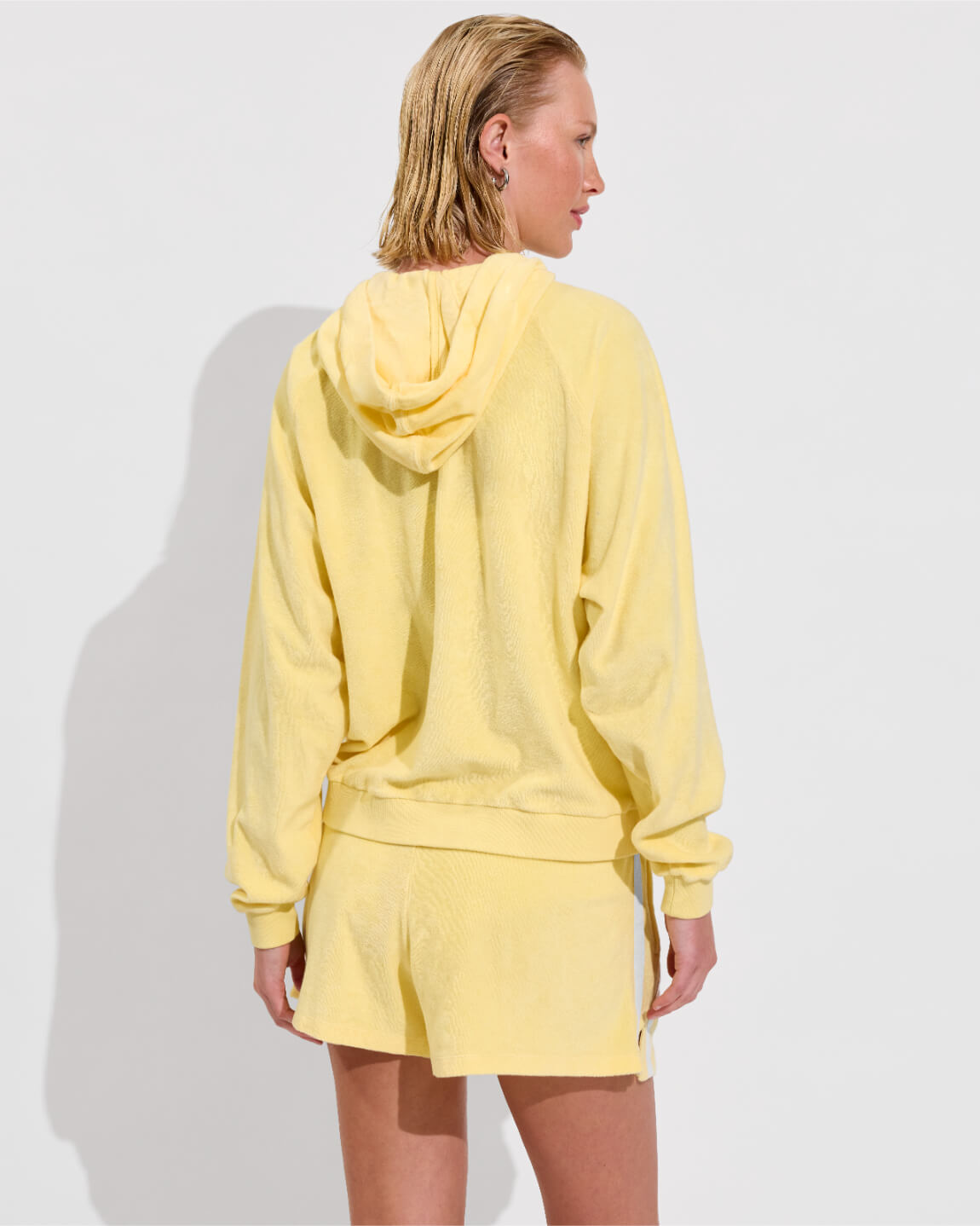 Towel To Go Hoodie (Size S/M) + Towel To Go Short - Melt (Size S)
