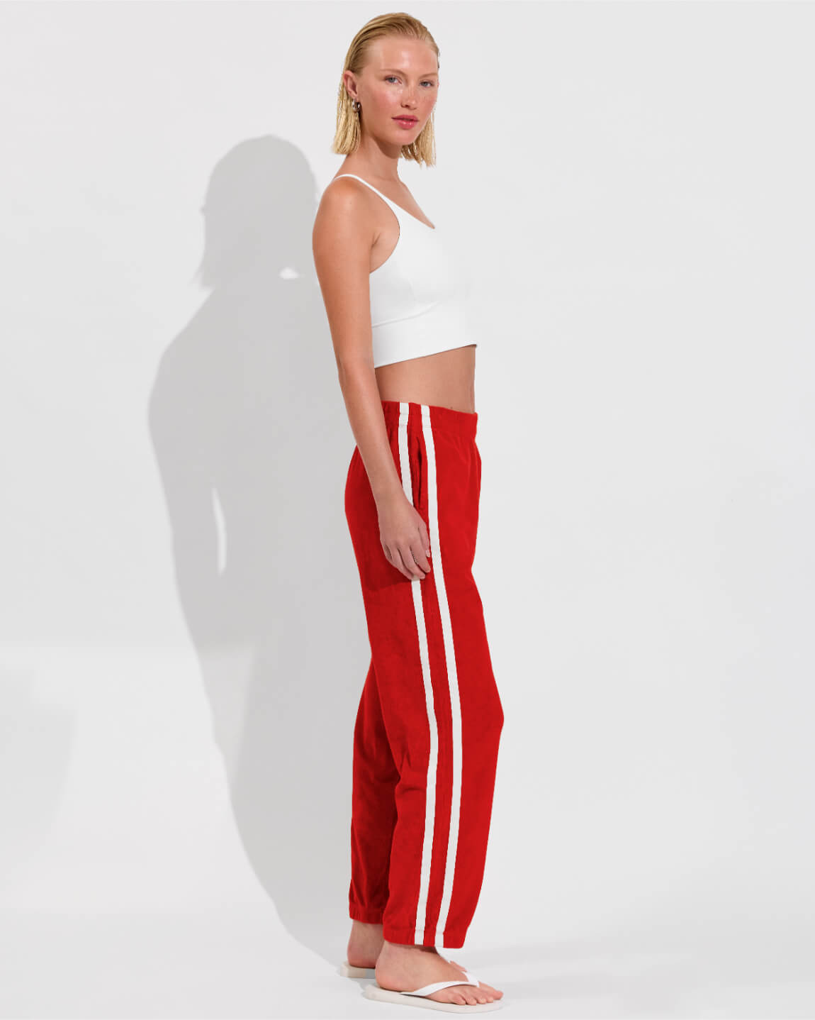 Barre Tank - Coconut + Towel To Go Jogger - Sweet Chili Heat (Size S)