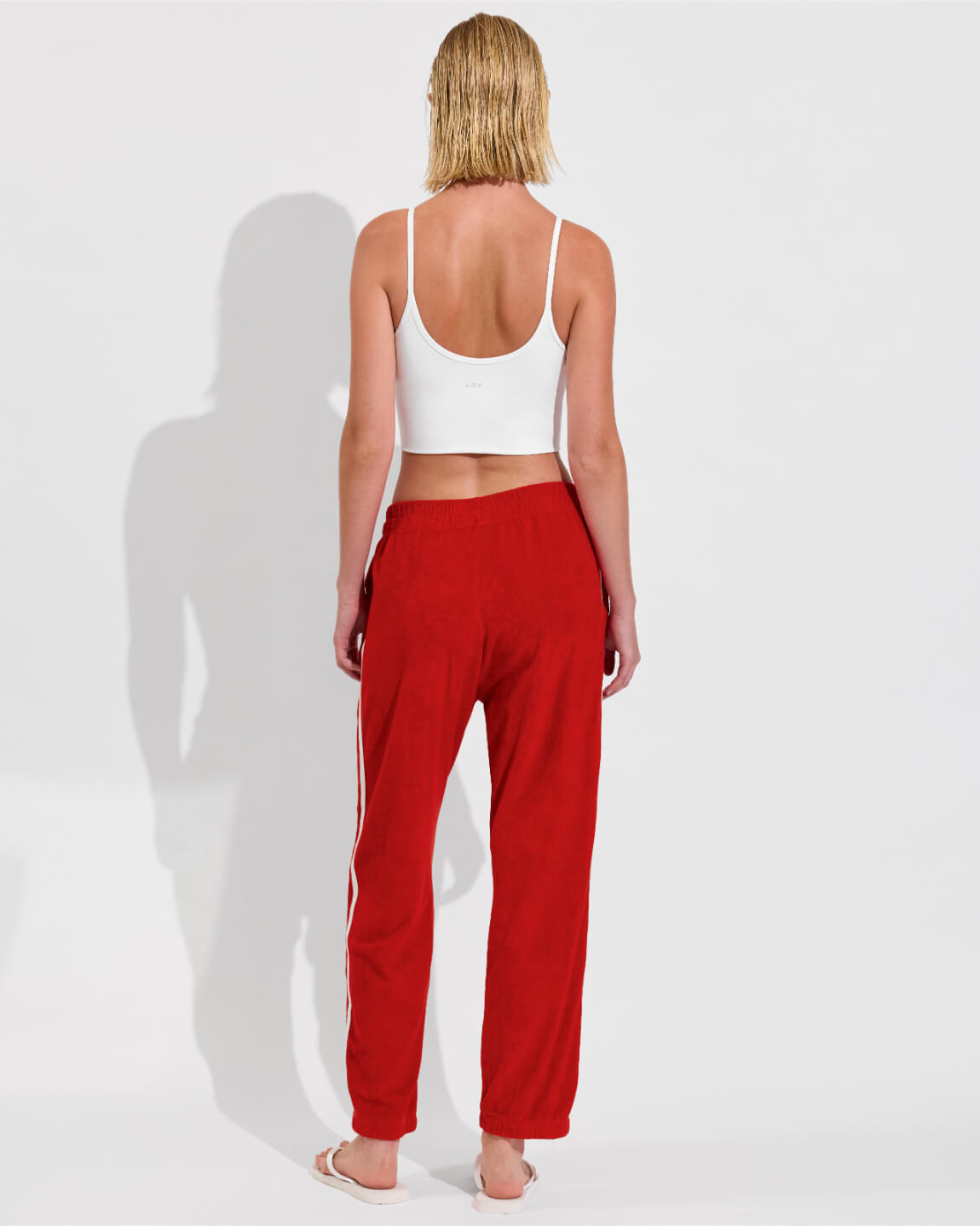 Barre Tank - Coconut + Towel To Go Jogger - Sweet Chili Heat (Size S)