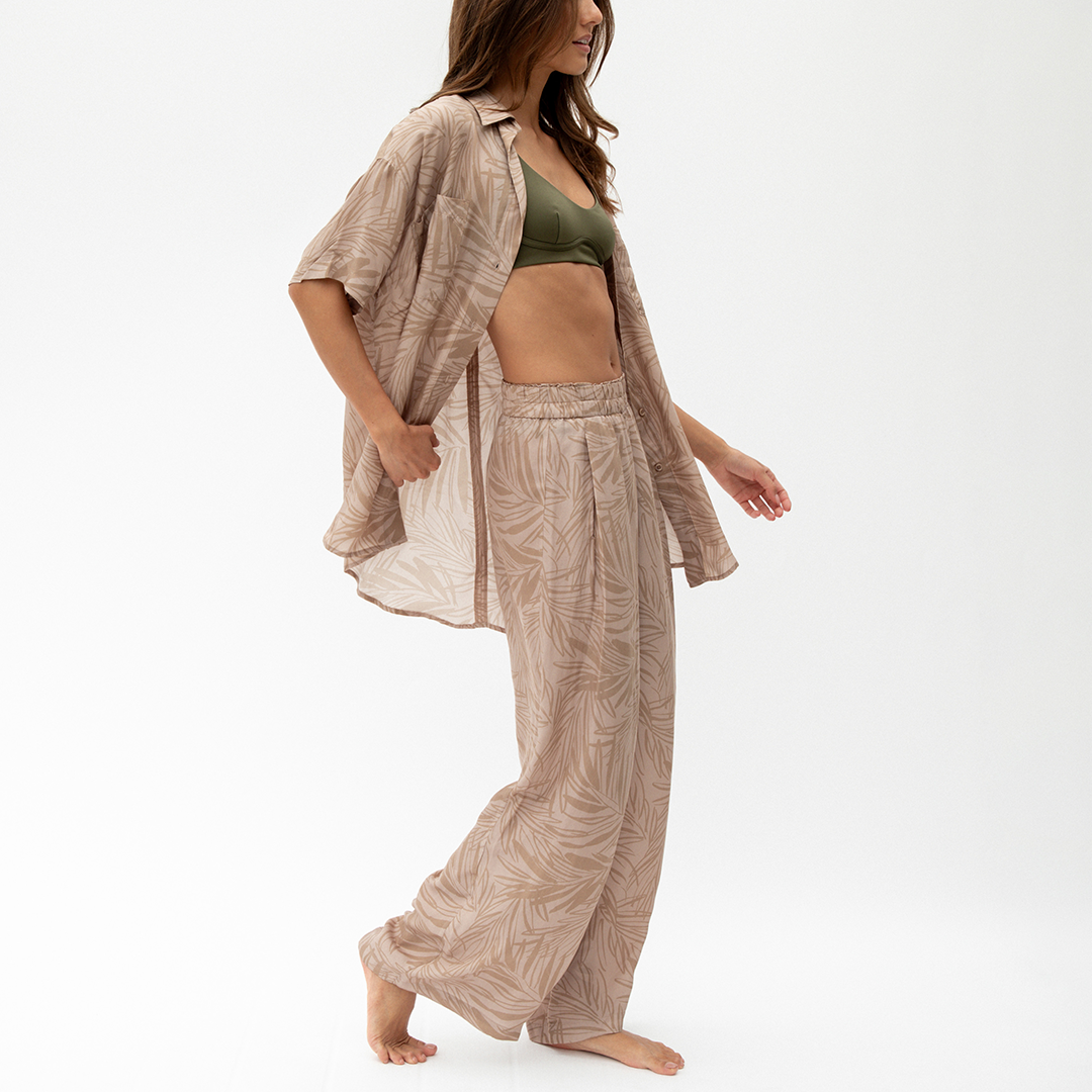 Day Trip Button Down + Day Trip Pant - Petite Palm Fronds Tan (Size S)