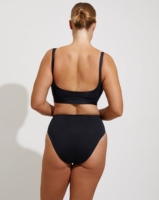 Top Shelf (36DD) + Hi Hi Bottom - Jet (Size L)