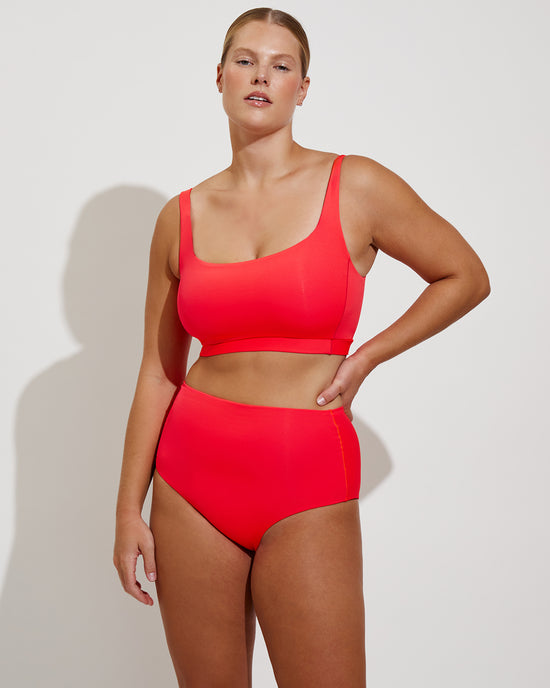 Top Shelf (36DD) + Hi Tide Bottom - Rescue (Size L)