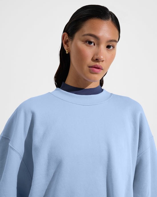 Field Day Sweatshirt - Blue Skies (Size S/M) + Super Moves Short 5" - Sprint (Size S)