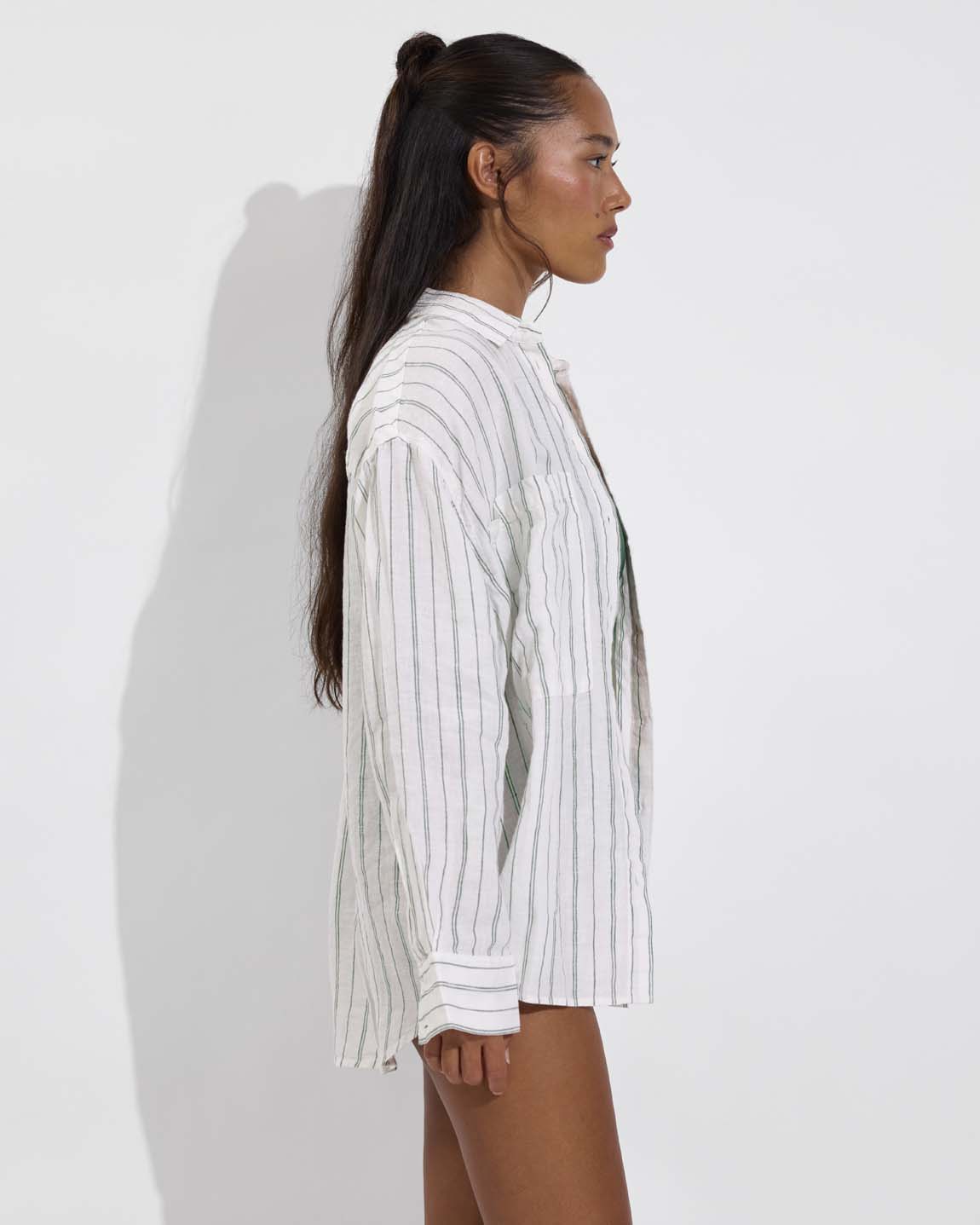 Getaway Button Down - Sandbar Stripe: Coconut / Tropics (Size S/M)