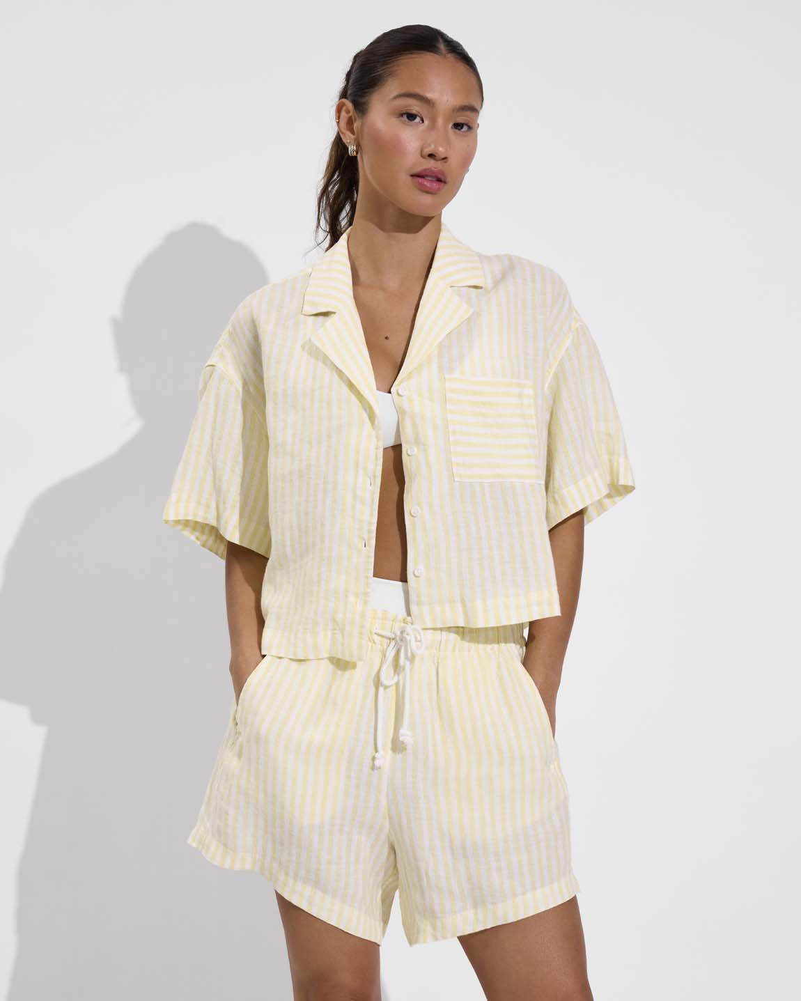 Leisure Shirt (Size S/M + Getaway Short 5" - Bungalow Stripe: Melt / Coconut (Size S)
