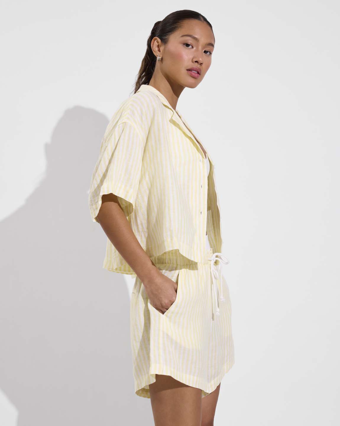 Leisure Shirt (Size S/M + Getaway Short 5" - Bungalow Stripe: Melt / Coconut (Size S)