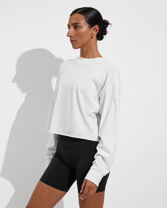 Swell LS Tee - Coconut + Super Moves Short 5" - Jet (Size S)