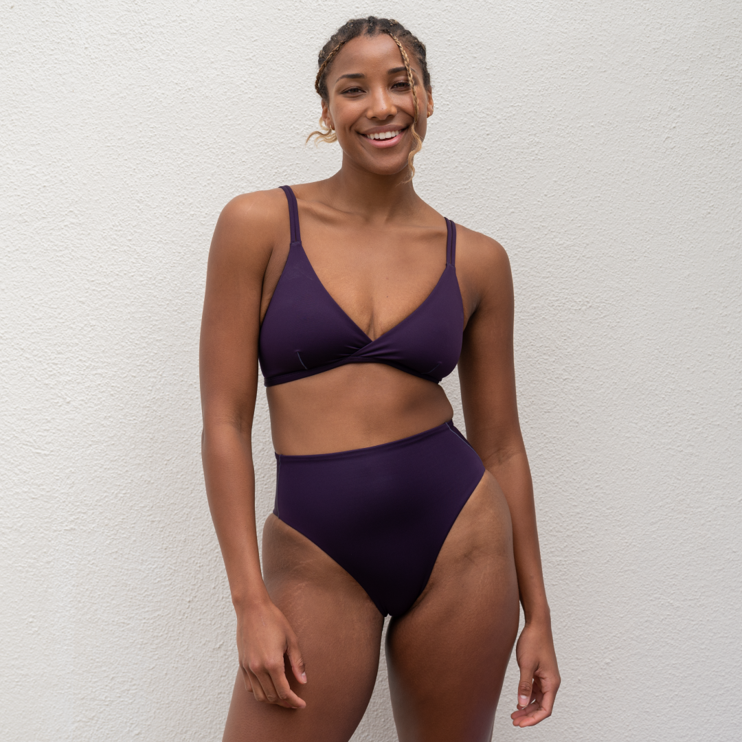 Sweet Victory Top D (32D) + Hi Hi Bottom - Legend (Size S)