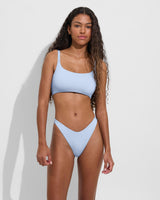 Pool Days Top D+ - Blue Skies