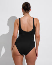 Peak Suit D+ - Jet (34DD, Size L)