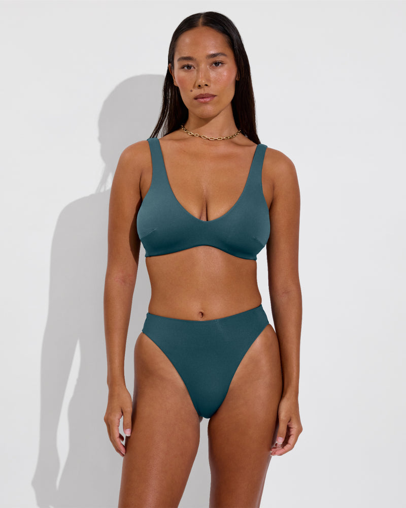 Plunge Top D+ (32DD, Size S) + Throwback Thong - Deep End (Size S)