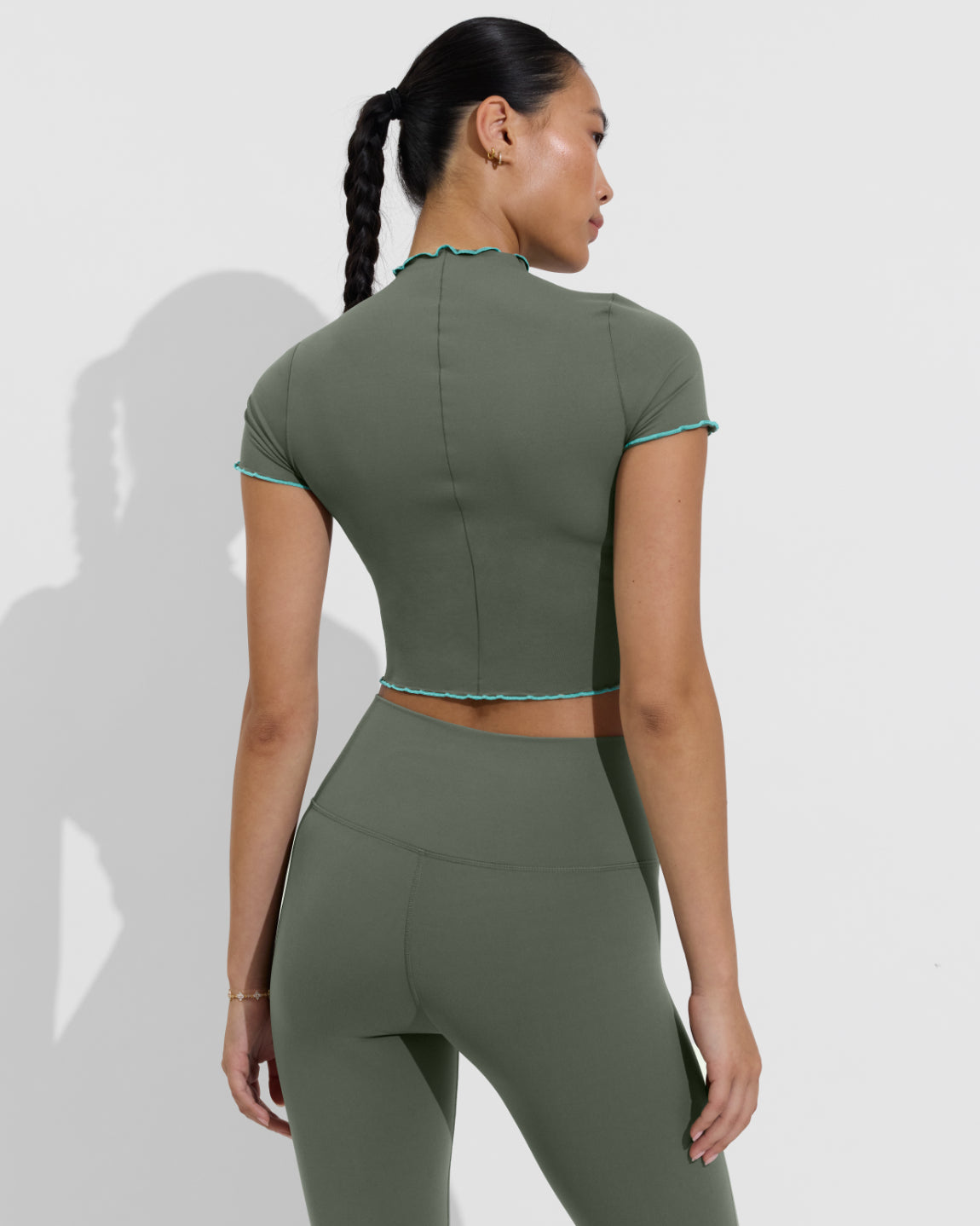 Rays Short Sleeve Top *Wavy - Agave / Drift + Super Moves Tight - Agave (Size S)