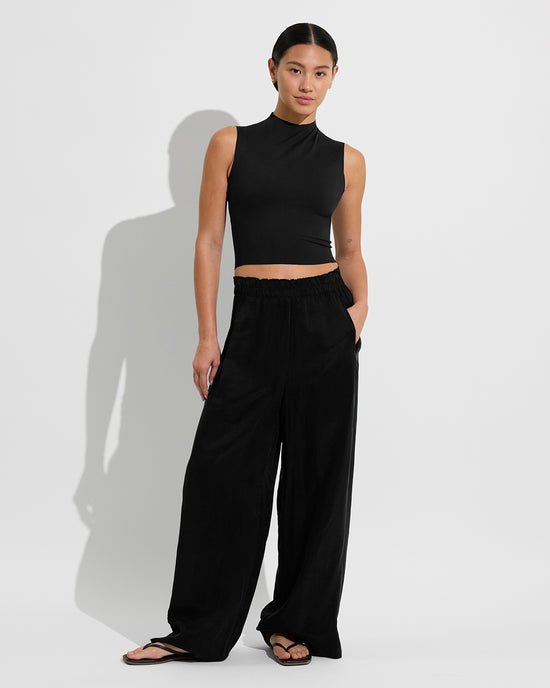 Rays Sleeveless Top + Day Trip Pant - Jet (Size S)