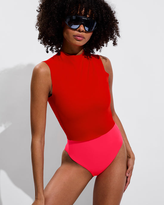 Rays Sleeveless Top - Sweet Chili Heat + Fast Track Suit - Rescue (Size S)