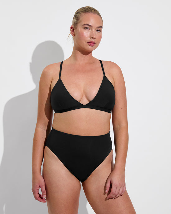 Reef Top D+ (36DD) + Hi Hi Bottom - Jet (Size L)