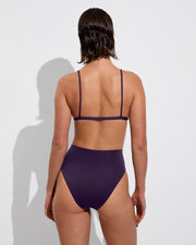 Sandy Top + Hi Hi Bottom - Legend (Size S)