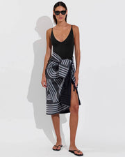 Saturday Suit - Jet (Size S) + Pool Towel - Jet  / Coconut