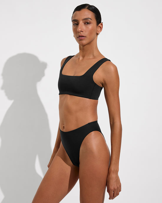Streamline Top + Throwback Bottom - Jet (Size S)
