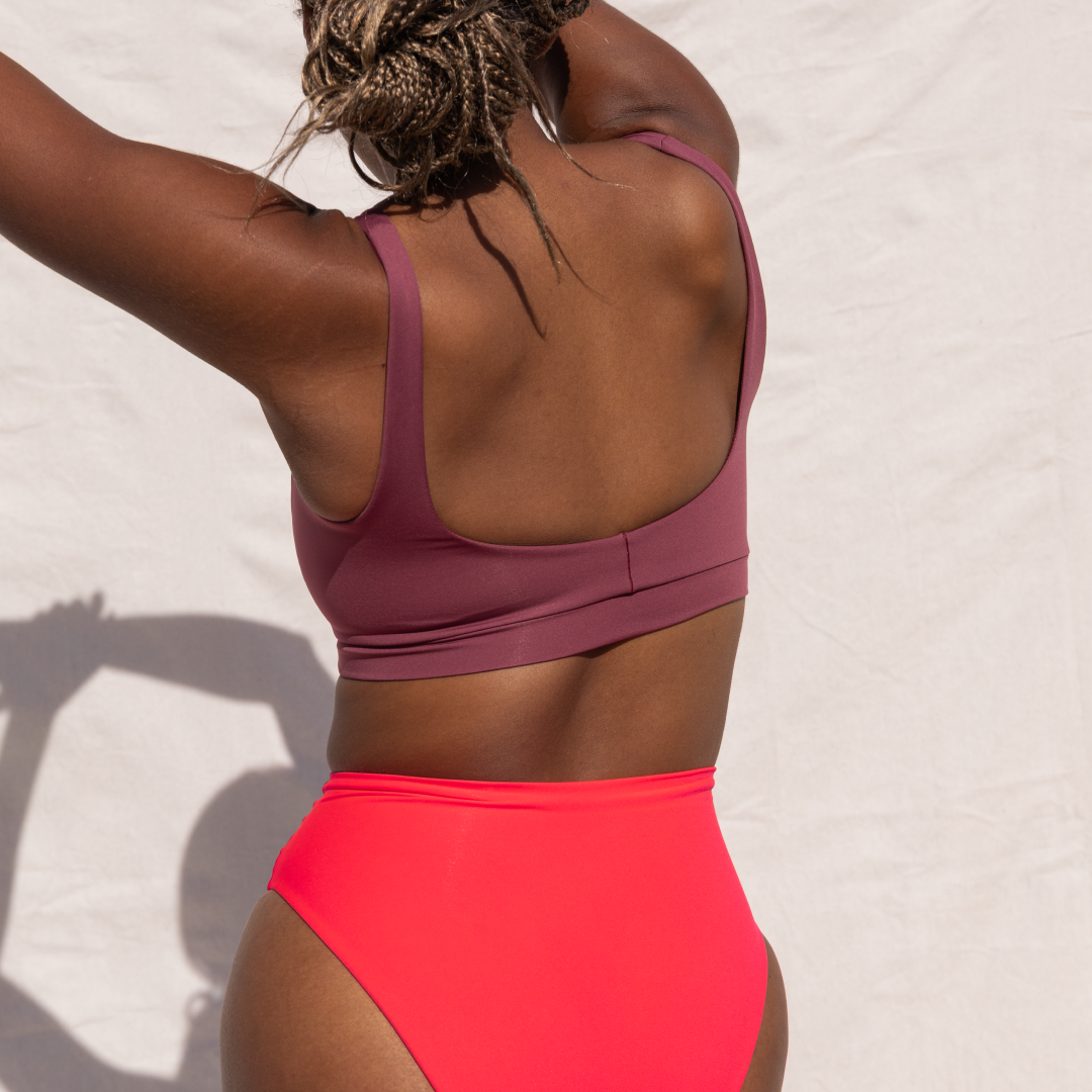 32d swim top 2024 size